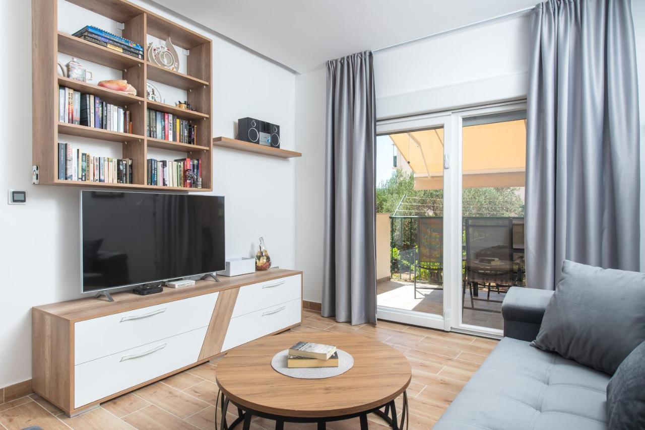 Apartment Kiki Каштель-Штафилич Экстерьер фото